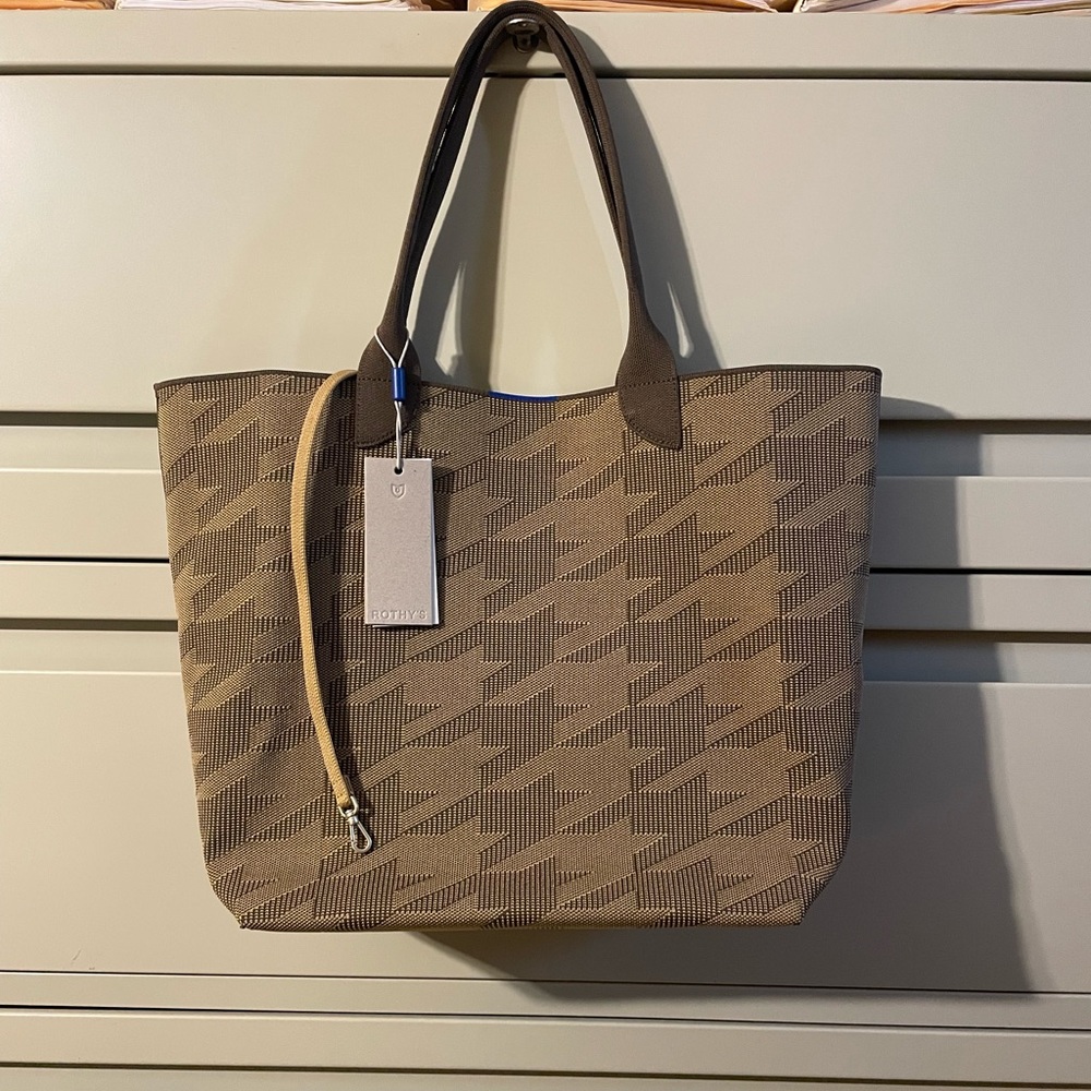 NWT Rothy’s Dark Camel Houndstooth Lightweight Tote
